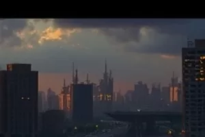 《梧桐巷十七号》剧集封面，老巷口午后斑驳的砖墙与自行车